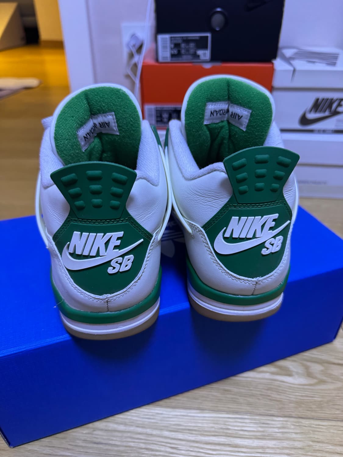 나이키 sb 조던 4 260 상품이미지2