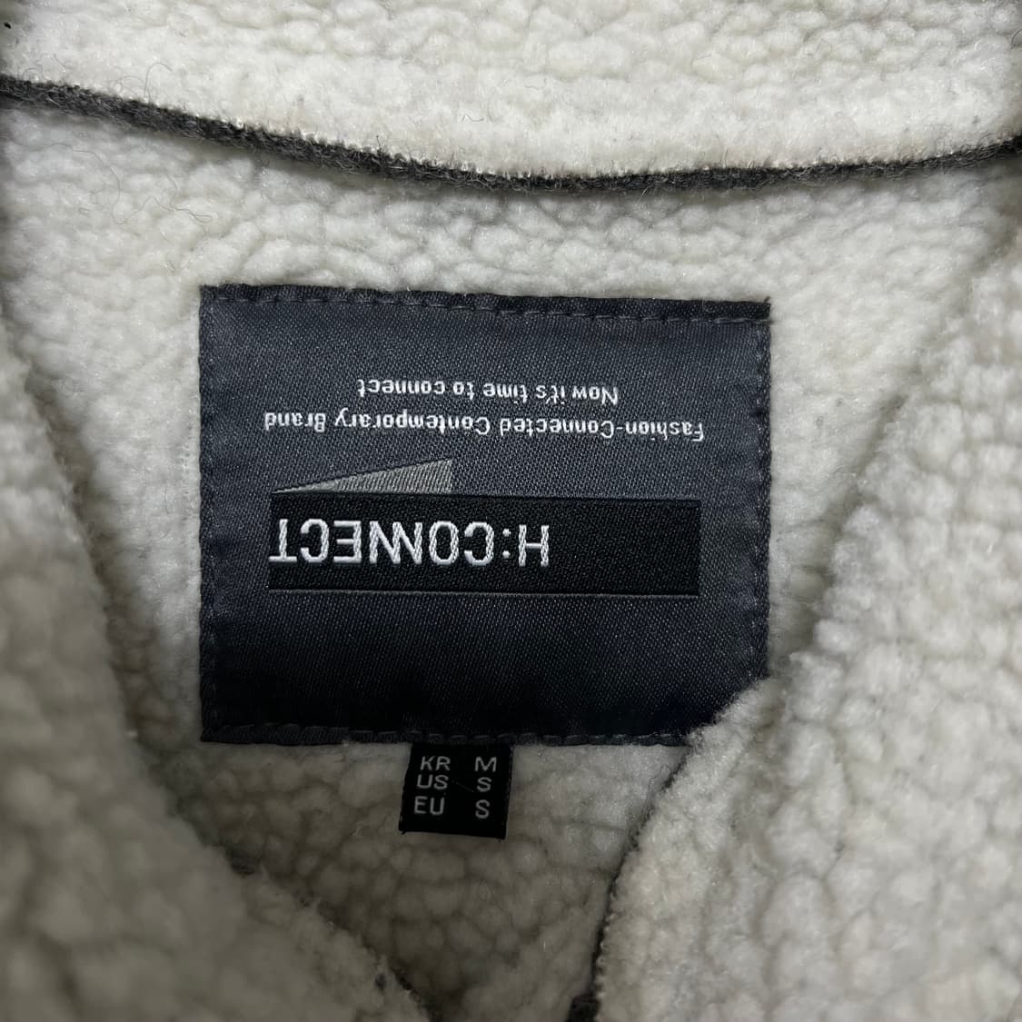 에이치커넥트 양털 카라 울 무스탕 자켓 [차콜] M/95 상품이미지4