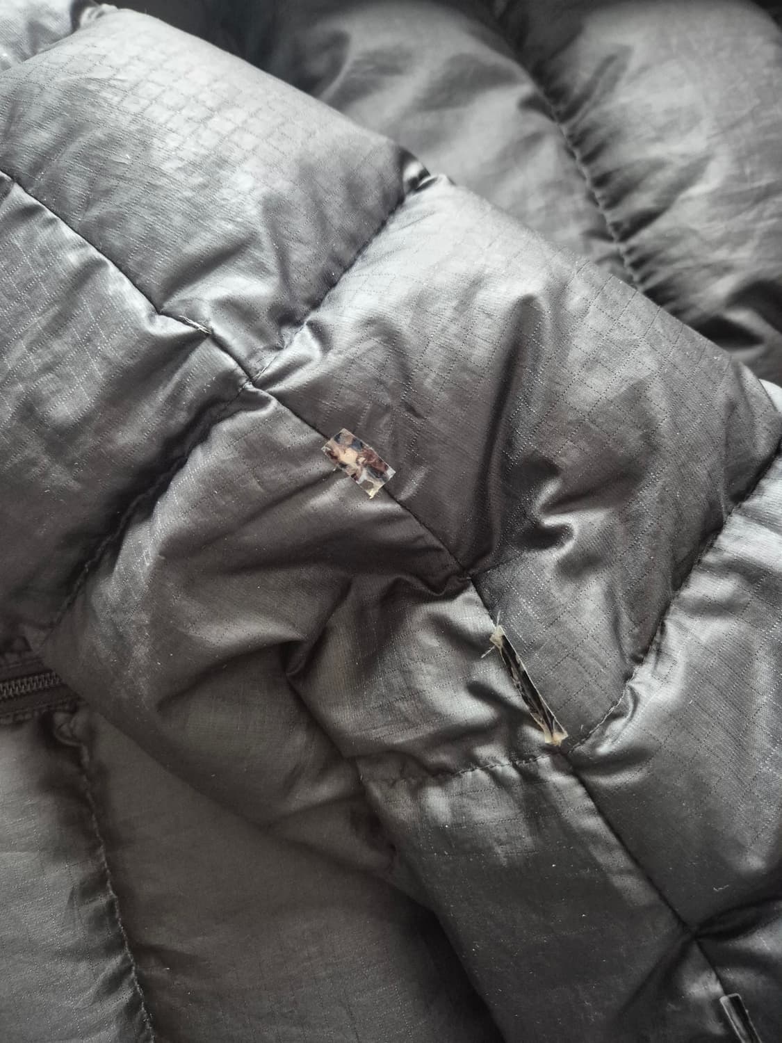 파타고니아 블랙 다운 자켓 상품이미지5