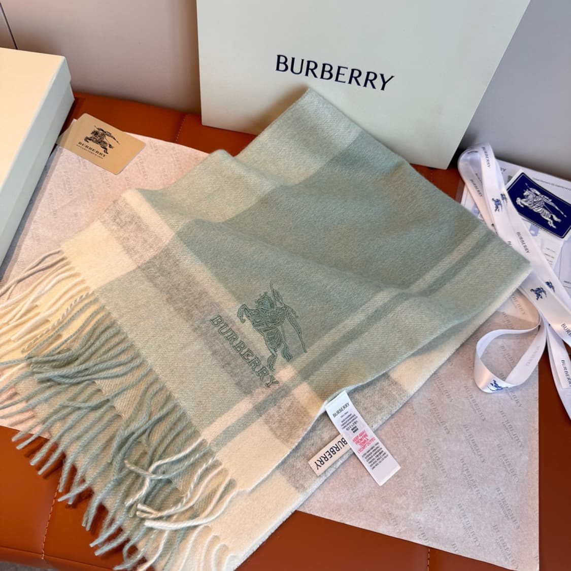 버버리 리버서블 스카프 100% 램스울
 상품이미지3