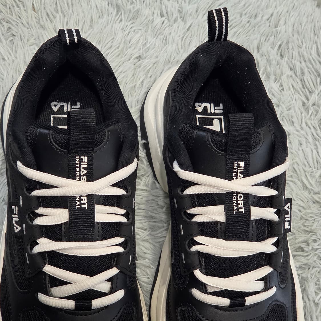 6q-27:휠라 레이 트레이서 블랙 화이트 (25cm) 상품이미지6