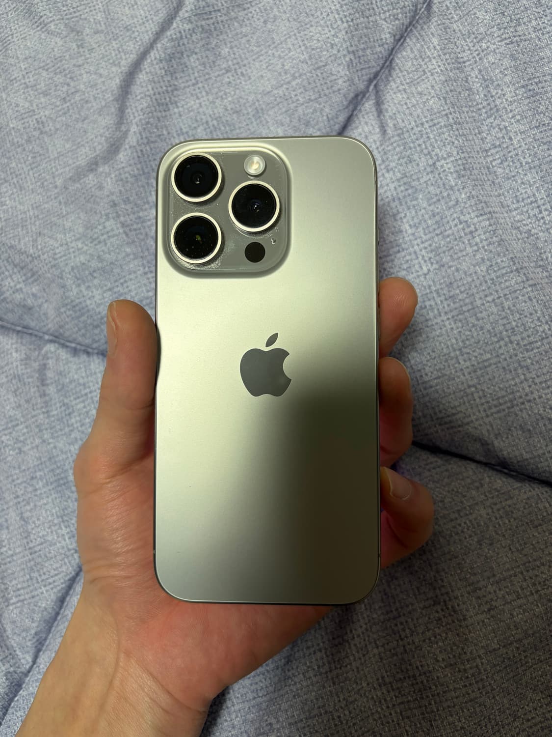 아이폰 15pro 내츄럴티타늄 256 판매합니다 상품이미지2