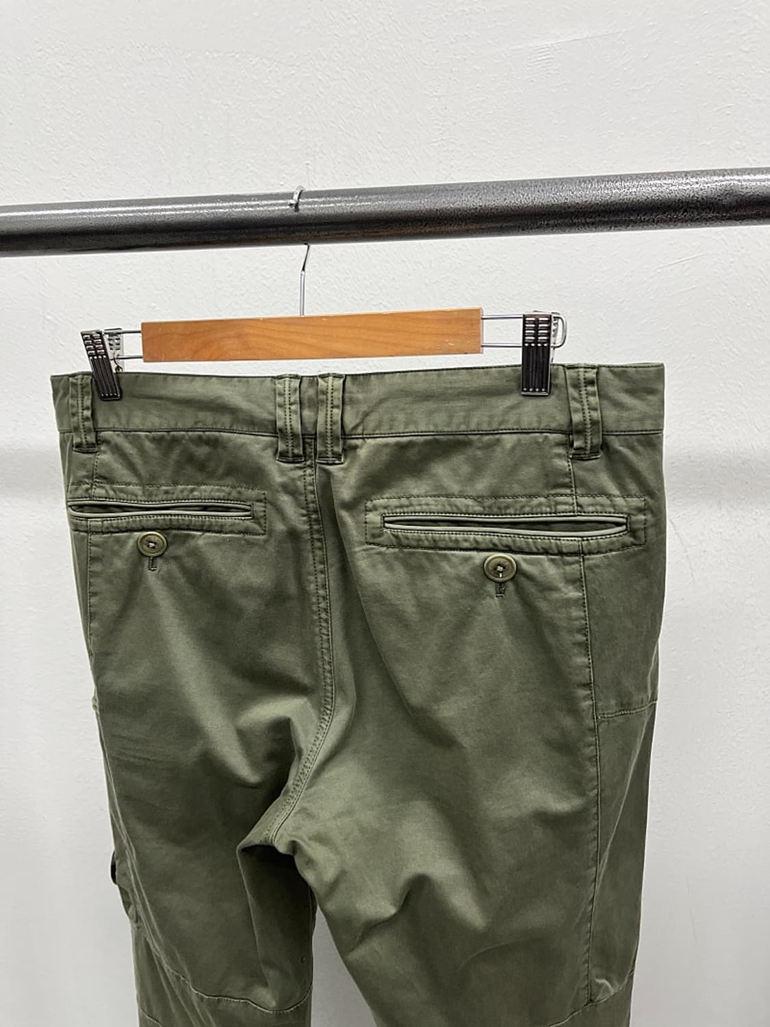 31-32) CP컴퍼니 렌즈 카키팬츠  상품이미지7