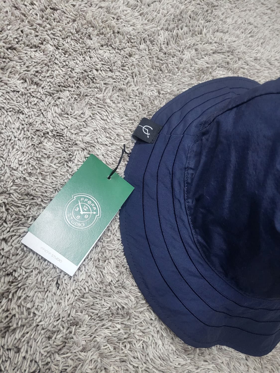 페프 스튜디오 네이비/블랙 리버시블 사파리햇 새제품 상품이미지9