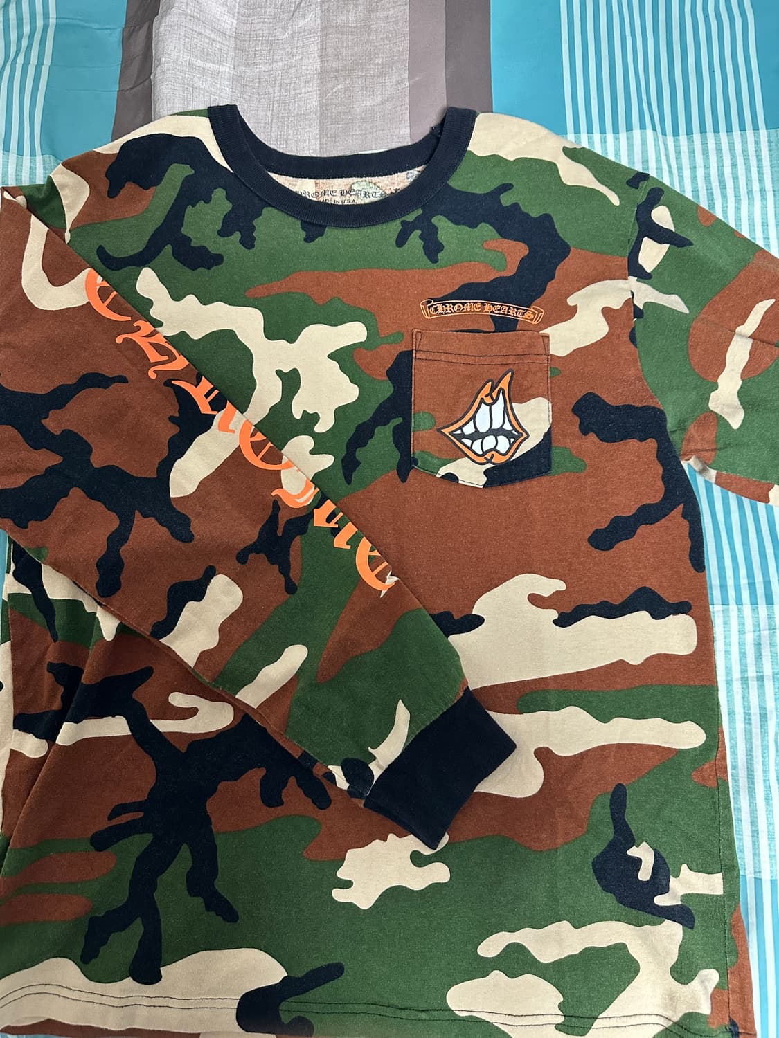 크롬하츠 매티보이 카모 롱슬리브 상품이미지1
