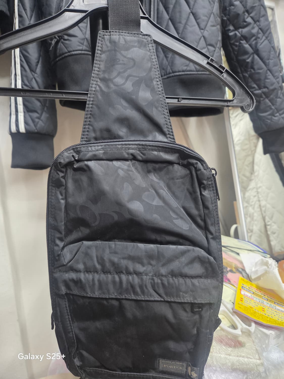 포터  베이프   콜라보  슬링백 상품이미지1