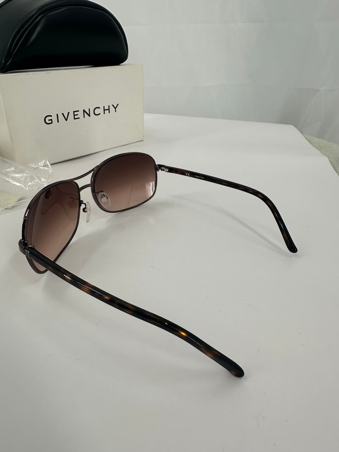 [새상품 무료배송] 정품 지방시 Made in Italy 선글라스 상품이미지5