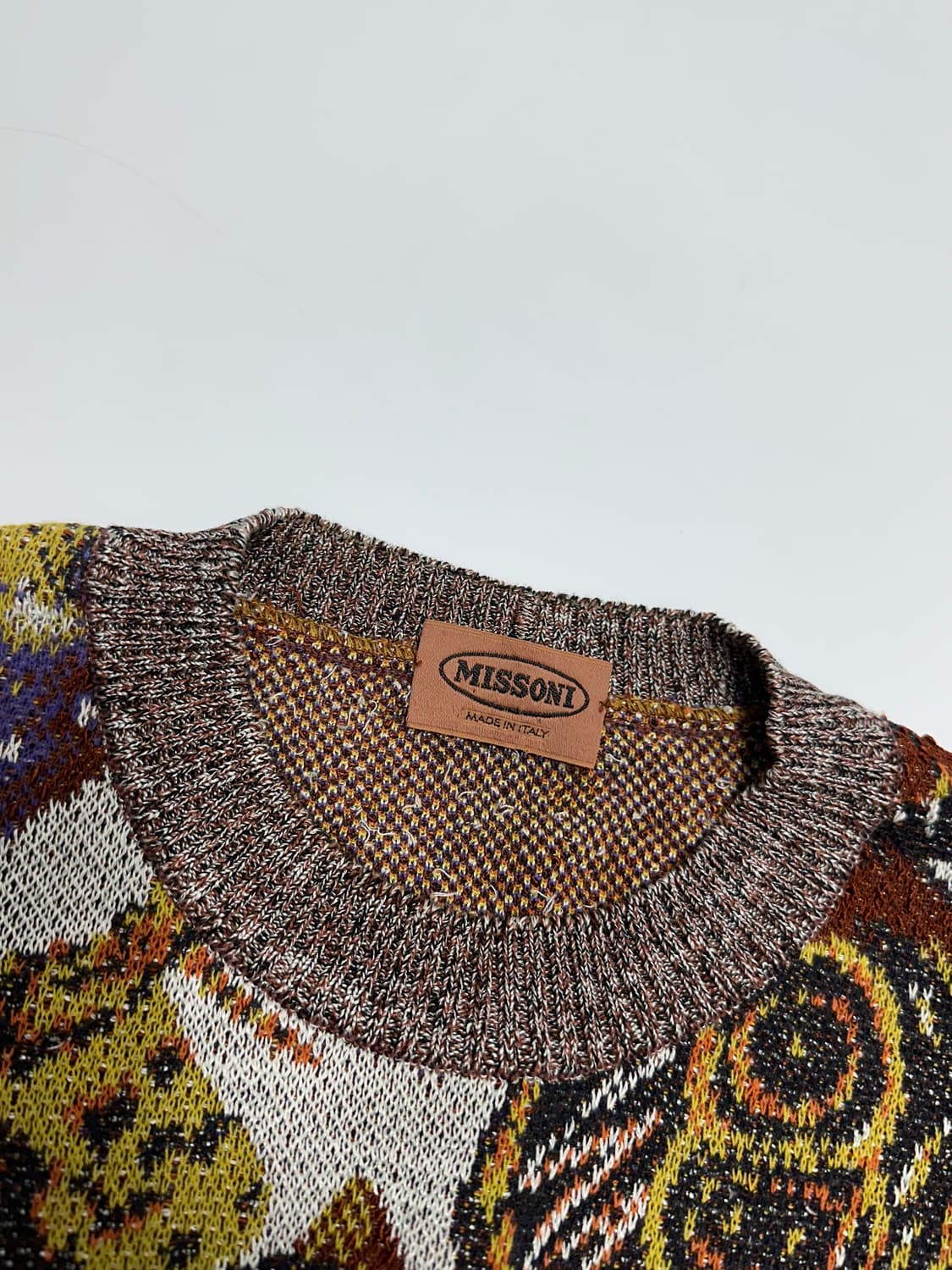 미쏘니 멀티컬러 나비 패턴 니트 상품이미지7