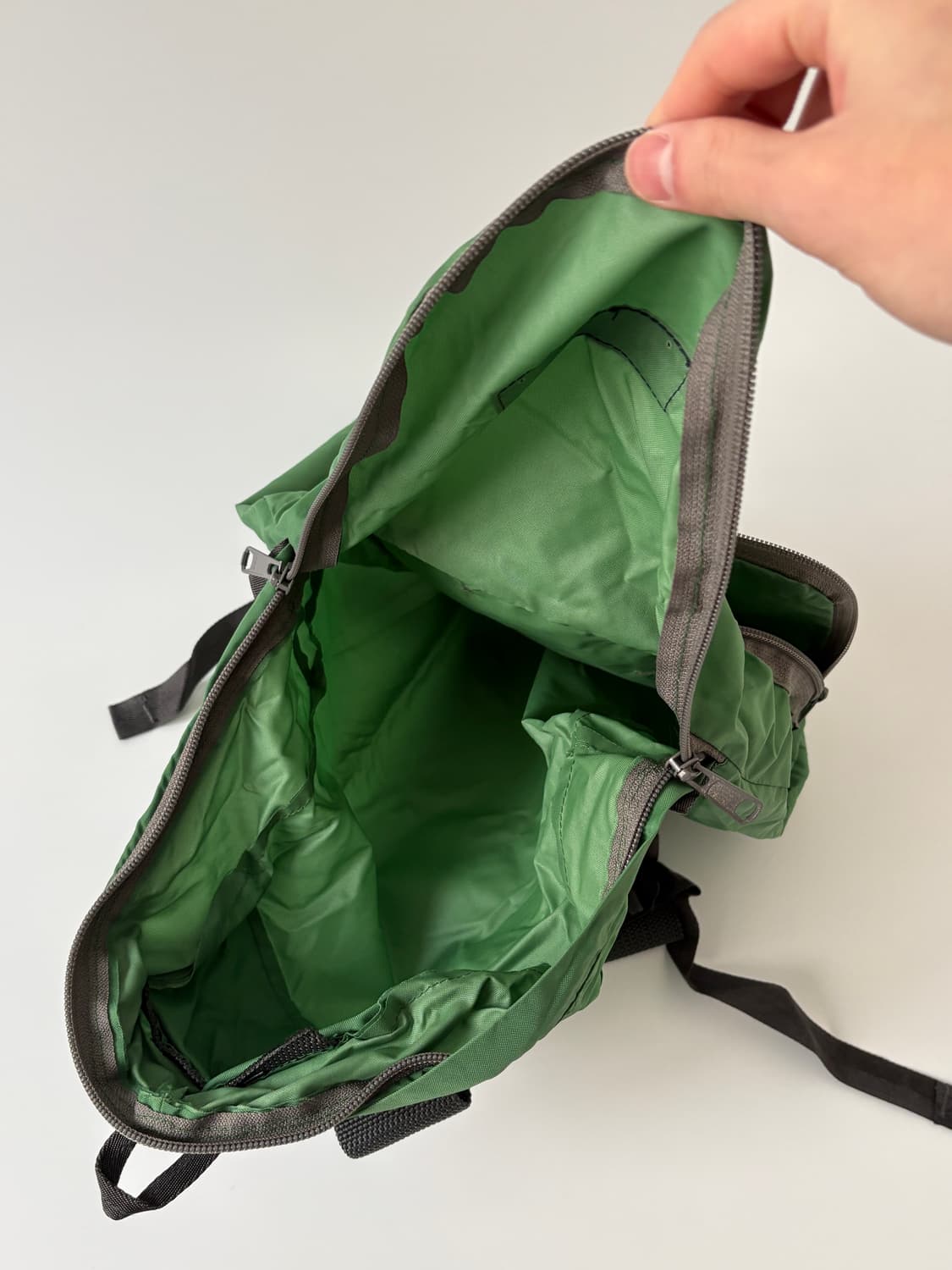 Vintage Pocketable Nylon Daypack (Green) 상품이미지8