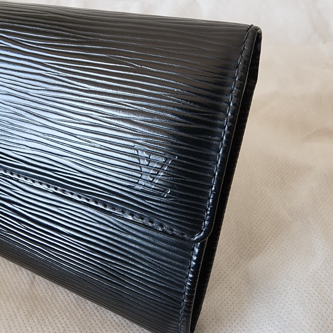 정품 루이비통 에삐 포트트레소 장지갑 블랙 M63592 상품이미지2