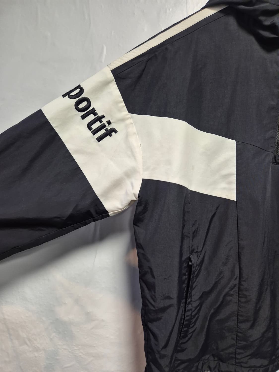 *무배*르꼬끄 스포르티브 후드 아노락 바람막이 S사이즈(상태A급) 상품이미지2