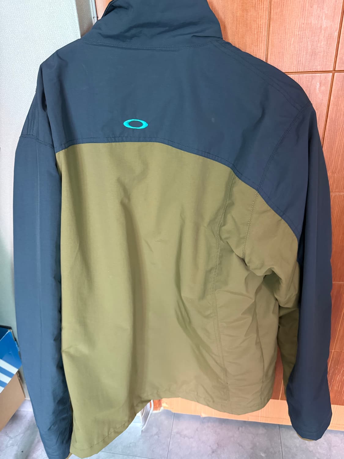 OOs Oakley thechnical windbreaker 상품이미지4