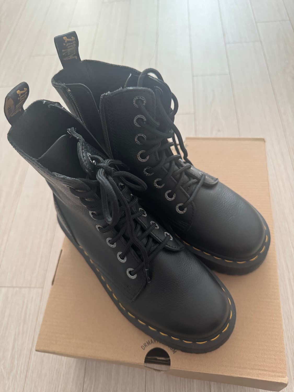 닥터마틴 제이든3 230 uk4 상품이미지1