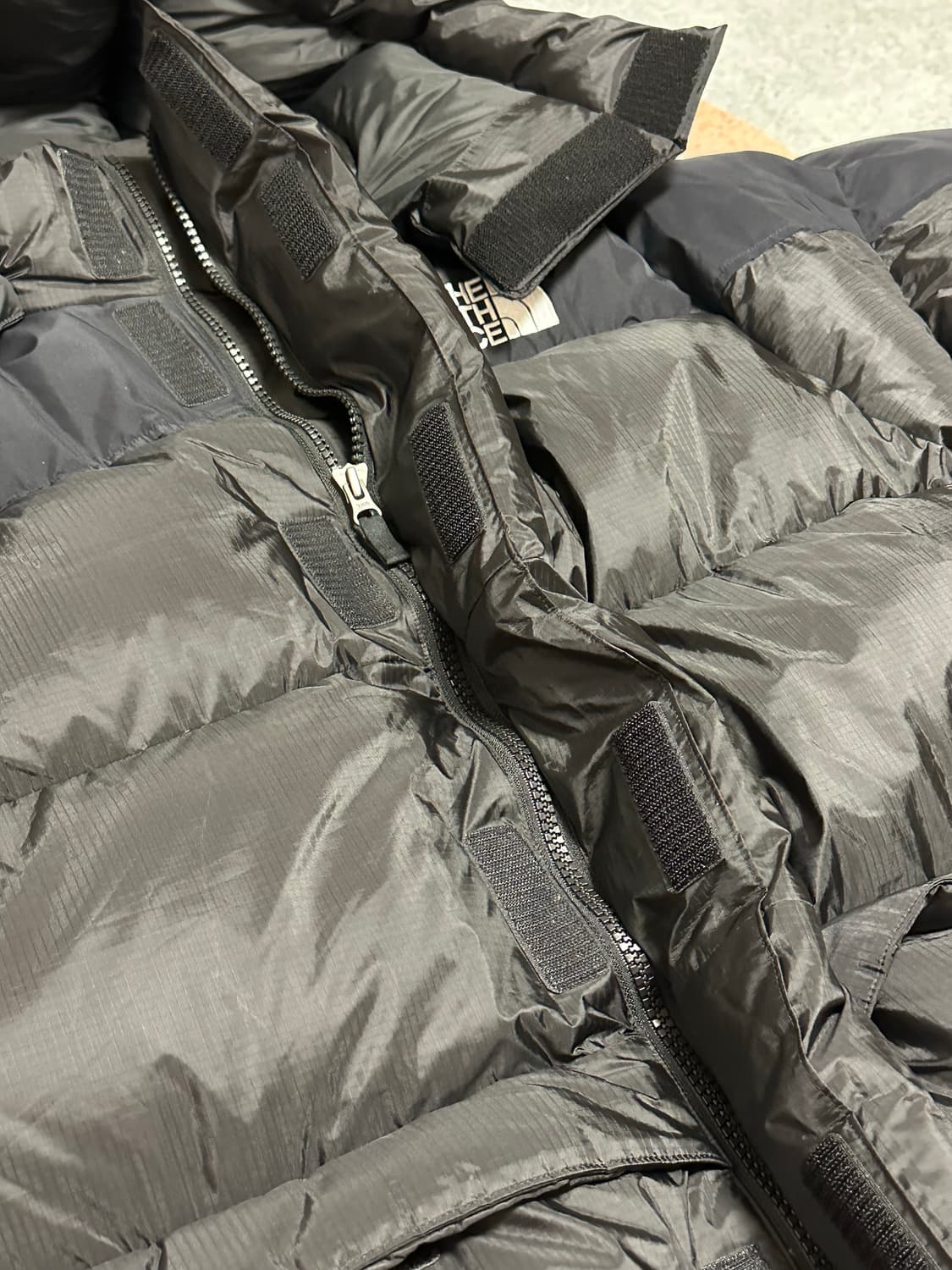 [XL] 노스페이스 힘다운 패딩 블랙 ( 일본판 ) 상품이미지2