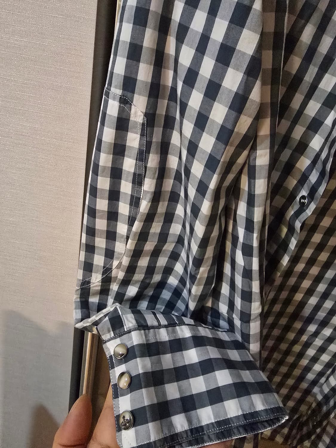 비비안 웨스트우드 체크셔츠 M사이즈입니다. 상품이미지3