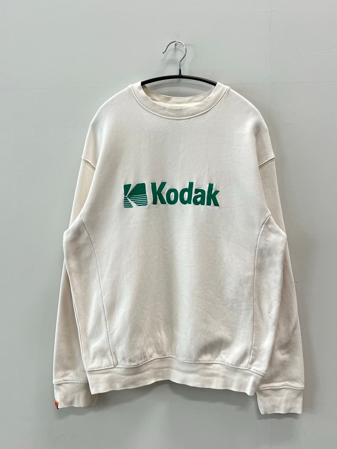 코닥 자수로고 맨투맨 아이보리/그린 상품이미지2