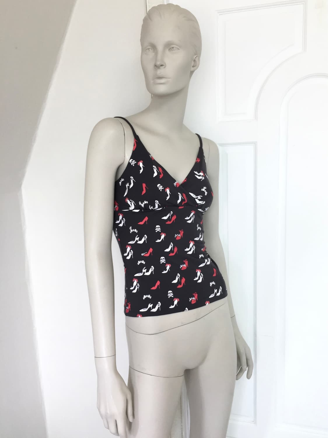 High Heel & Skull Graphic Tank 상품이미지1