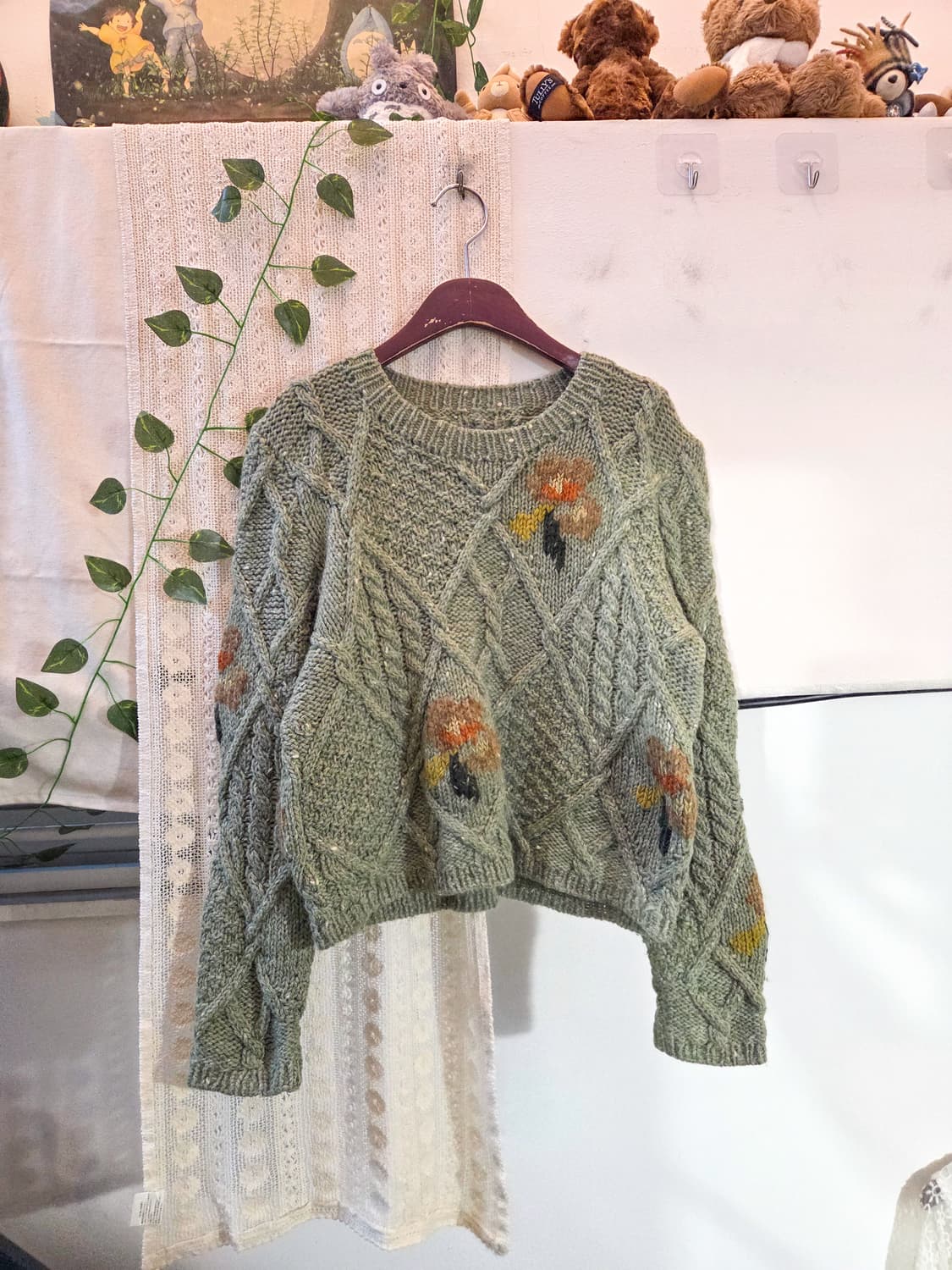 그리너리 패턴 크롭 니트 상품이미지1