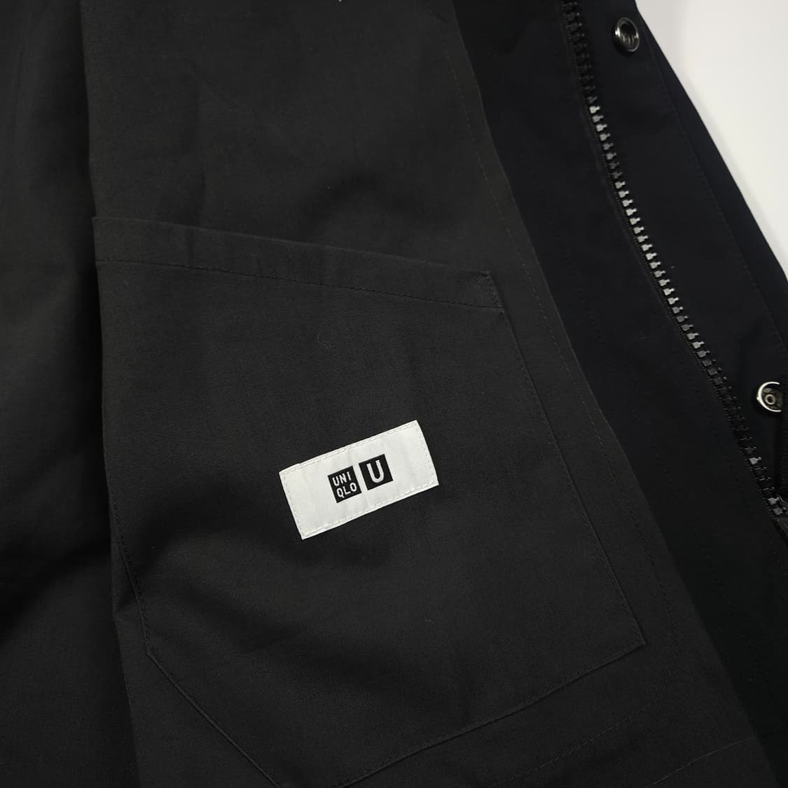 유니클로 U 후드 바람막이 자켓 상품이미지6