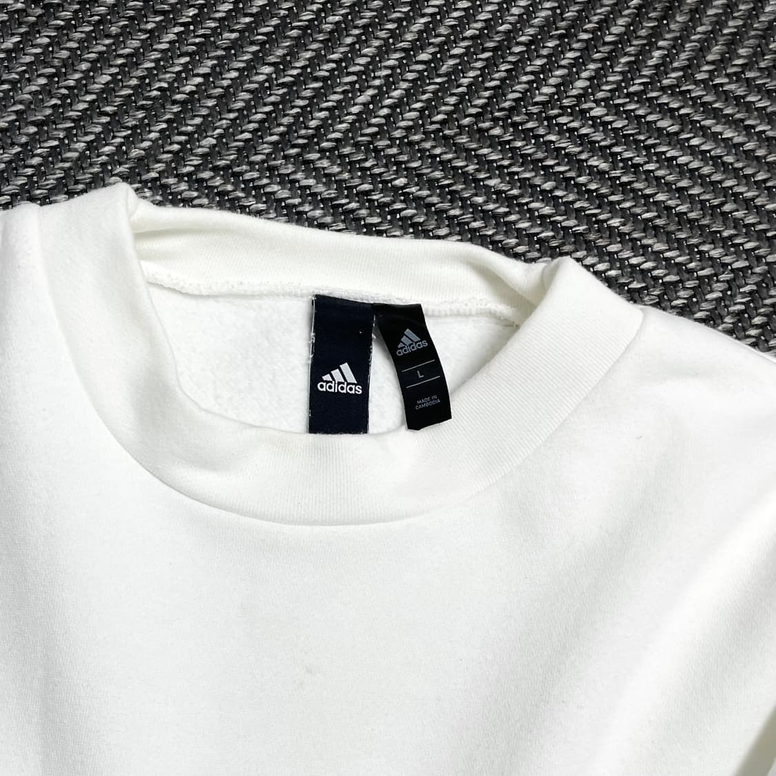 아디다스 stripes 빅로고 박시핏 스웻 셔츠o 5134 상품이미지4