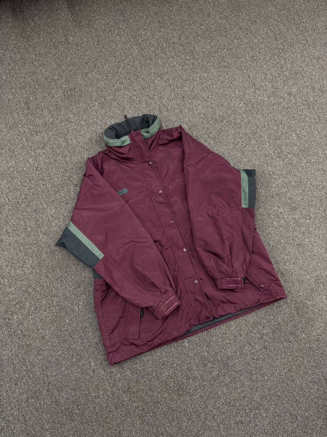 콜롬비아 빈티지 올드스쿨 버건디 투웨이 바람막이 상품이미지1