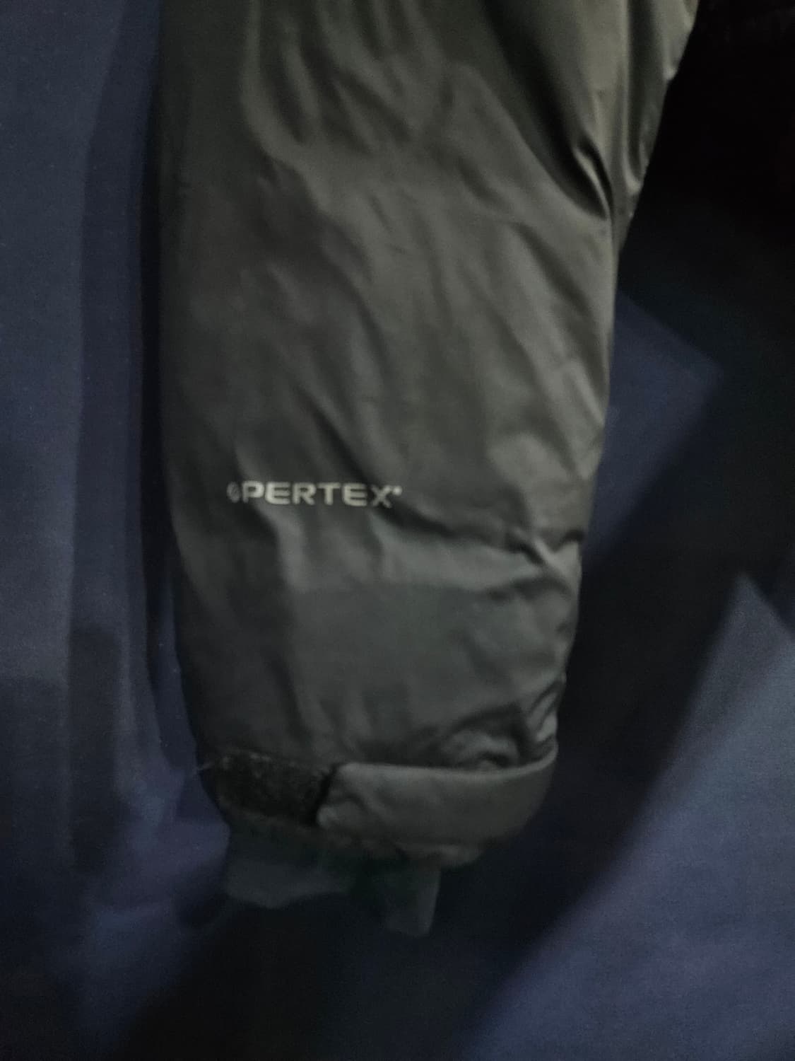 아이더 퍼텍스 블랙컬러 남성 105~110 구스다운 후드패딩  상품이미지6