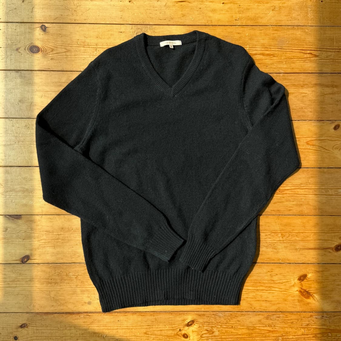 유니클로 램스울 브이넥 니트 상품이미지1