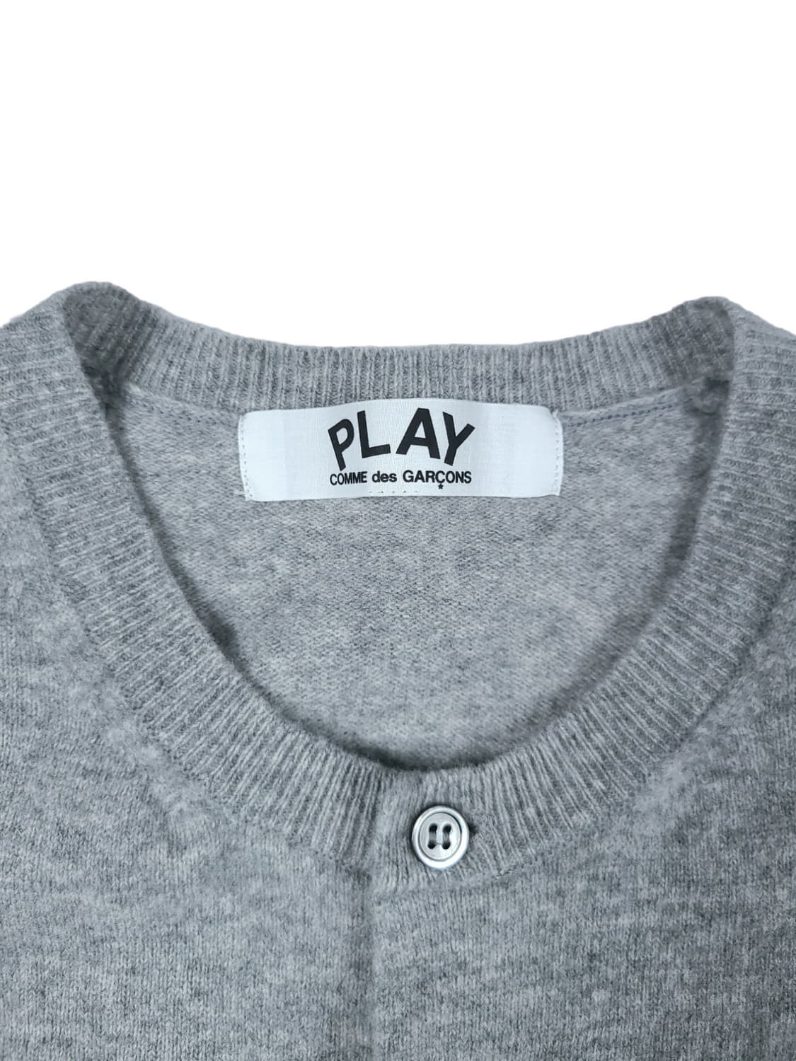 꼼데가르송 여성 라운드넥 플레이 가디건 라이트그레이 상품이미지6