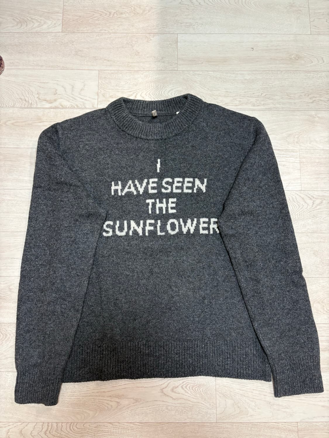 Sunflower Moon text knit L사이즈 상품이미지2
