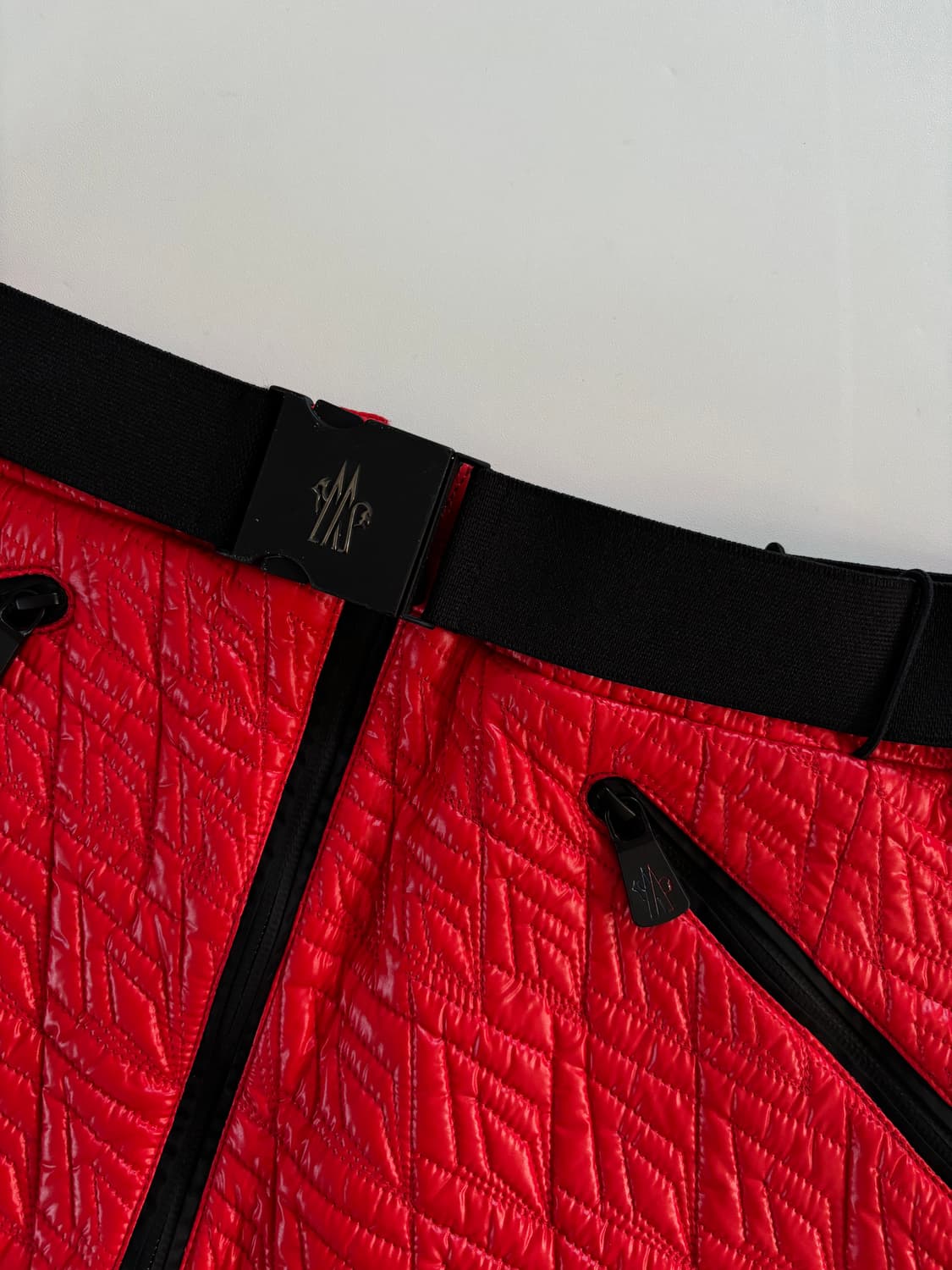 Moncler 몽클레르 레드 퀄팅 미니 스커트 상품이미지4