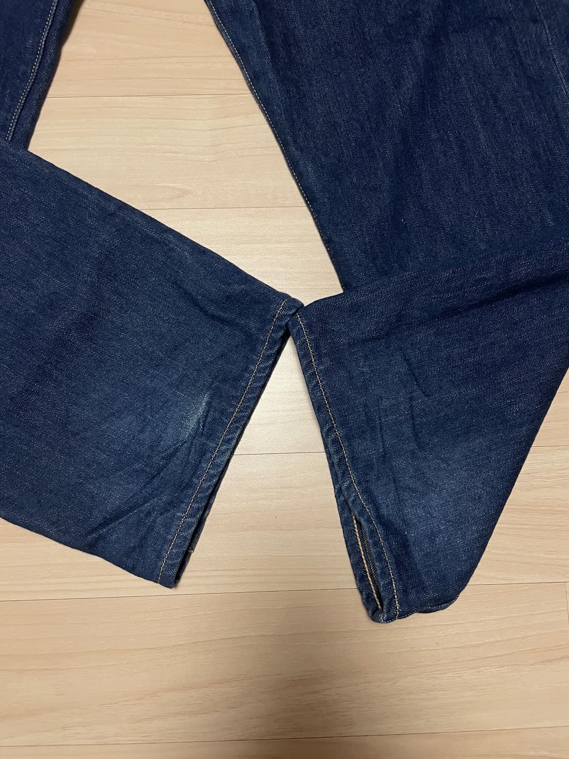 [34] 시오타 수빈 스트레이트 데님 팬츠 상품이미지2