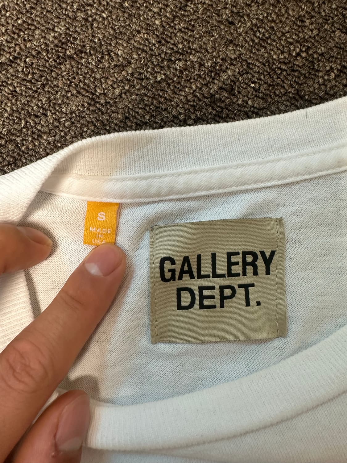 S] 갤러리 디파트먼트 프렌치로고 화이트 반팔 상품이미지3