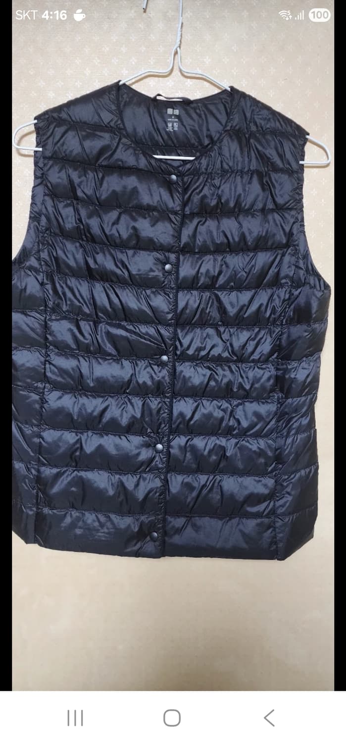 유니클로 여성 다운 경량 패딩조끼m사이즈 새급 상품이미지1