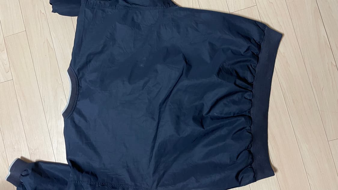 나이키 빈티지 90s 느낌 웜업 xl판매합니다 상품이미지3