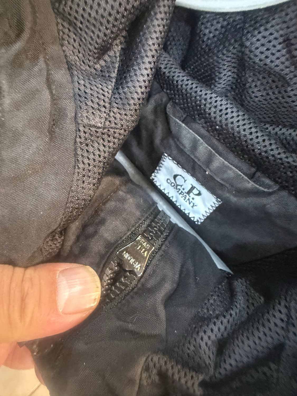 100/21ss 정품 cp컴퍼니 12주년 가먼트 렌즈 아노락 팝니다 상품이미지3