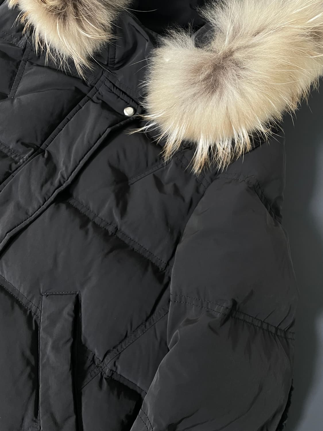 [2] 산드로 리얼 라쿤 퍼 다운패딩 무스탕 상품이미지4