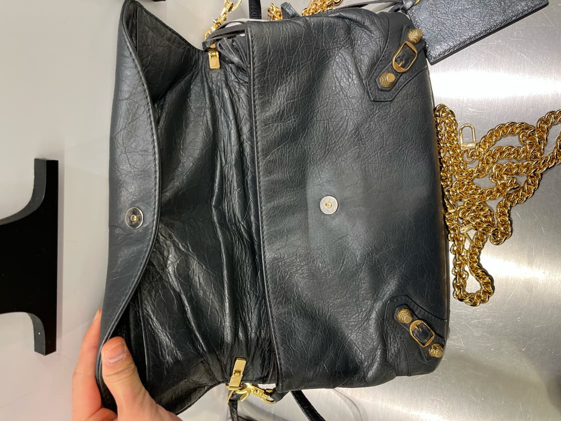 발렌시아가 엔벨롭 상품이미지9