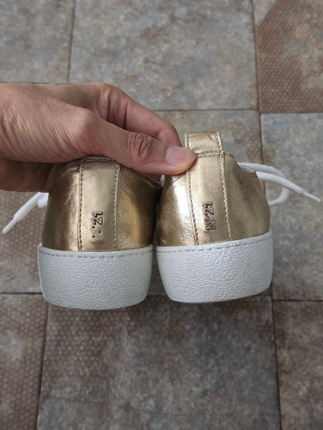 (220)n21 넘버투애니원 골드 상품이미지7