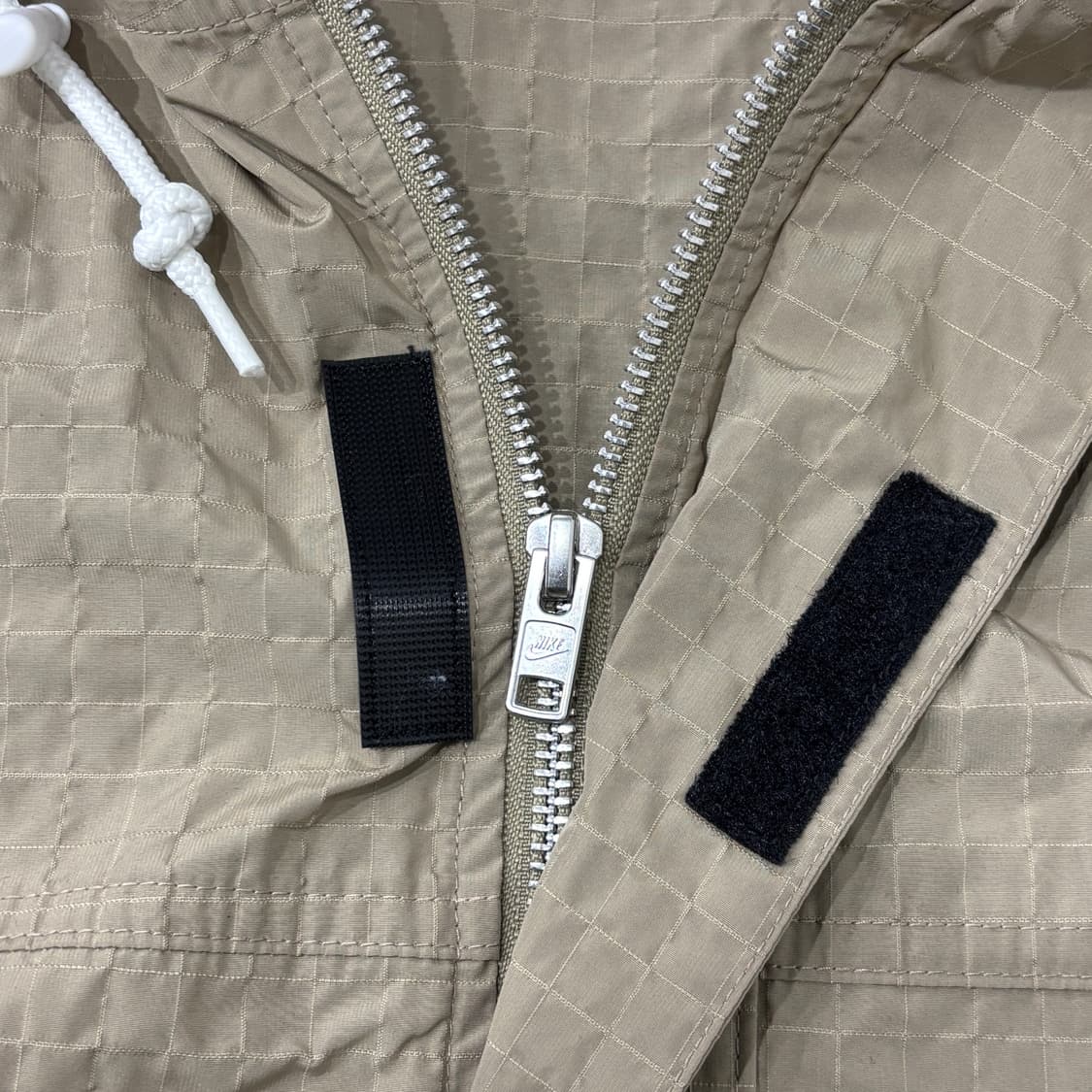 나이키 후드 바람막이 자켓 상품이미지3