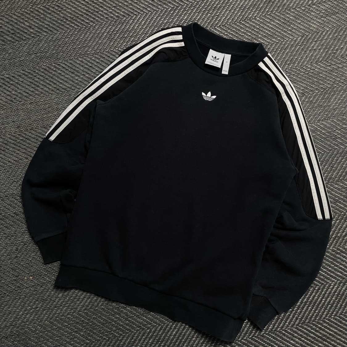 아디다스 트레포일 파이어버드 센터로고 맨투맨 y 5303 상품이미지1