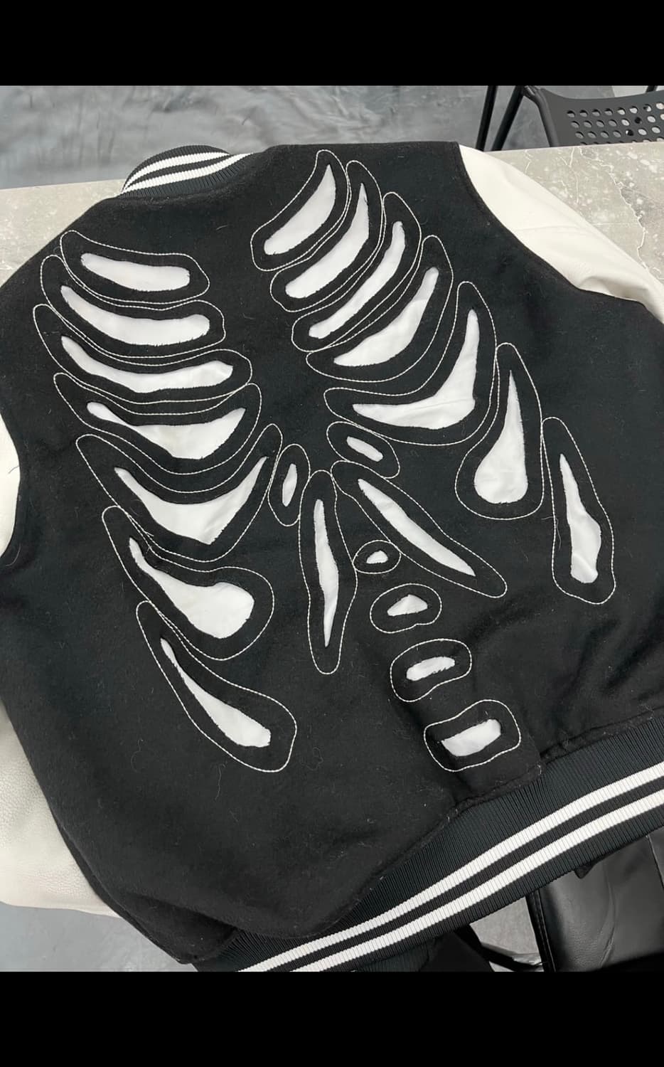 써저리 바시티 초판 m 상품이미지3