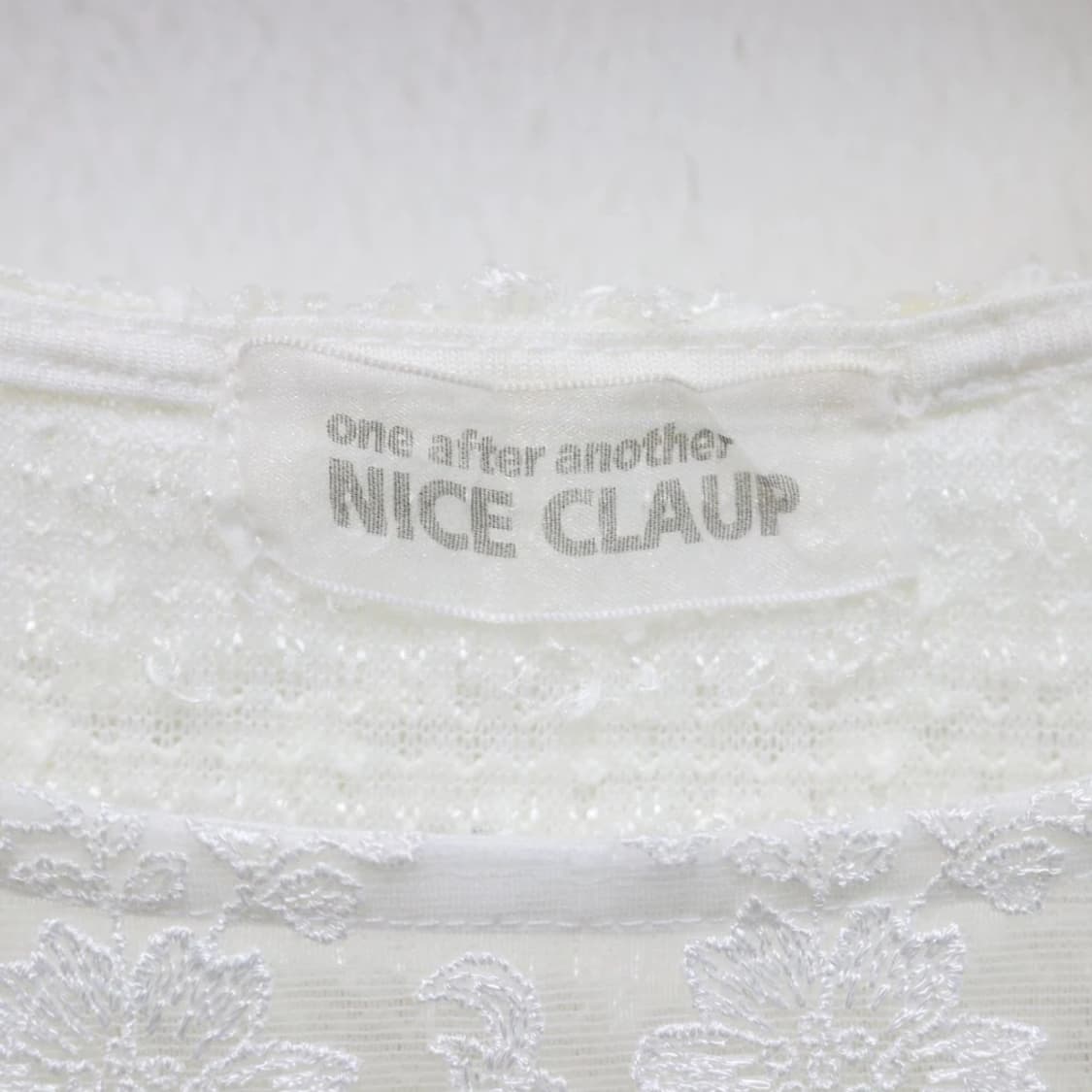 NICE CLAUP 레이스 오프숄더 블라우스 64428 상품이미지5