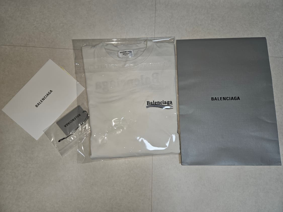 발렌시아가 웨이브 로고 자수 반팔티셔츠  Xs Unisex  상품이미지9