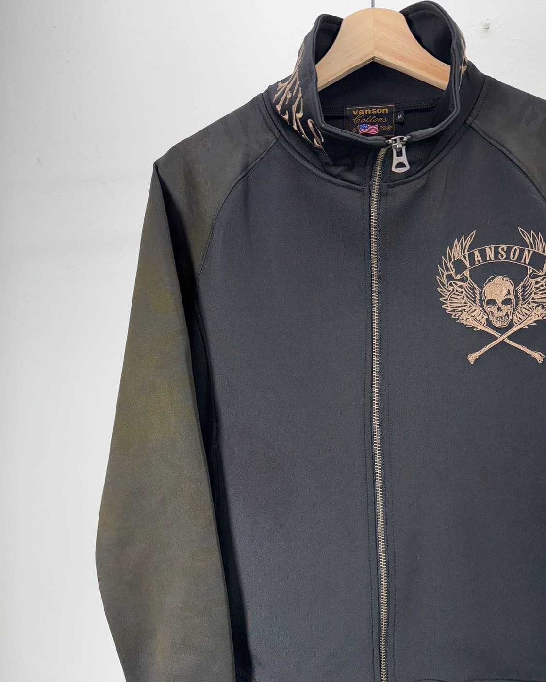 벤슨 톤톤 폴리아미드 스컬 본 텍스타 트랙 자켓 상품이미지2