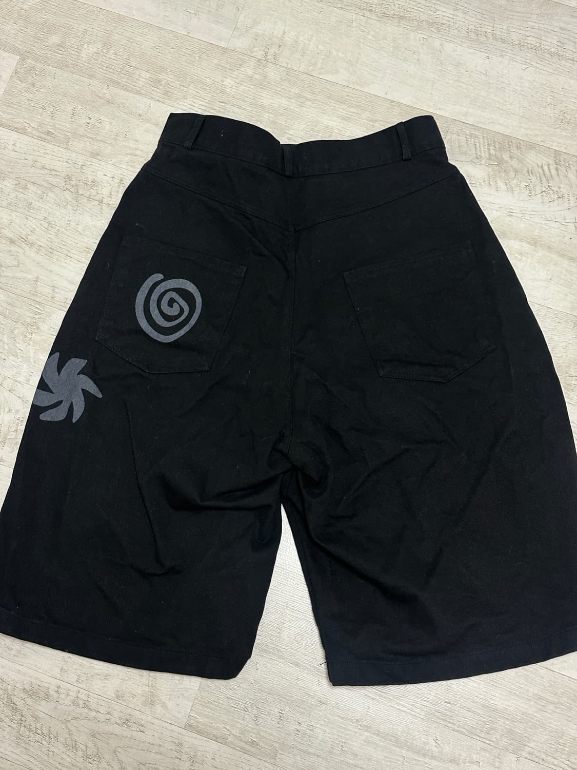 잇자바이브 DOODLE BERMUDA PANTS 버뮤다 팬츠 M 상품이미지3