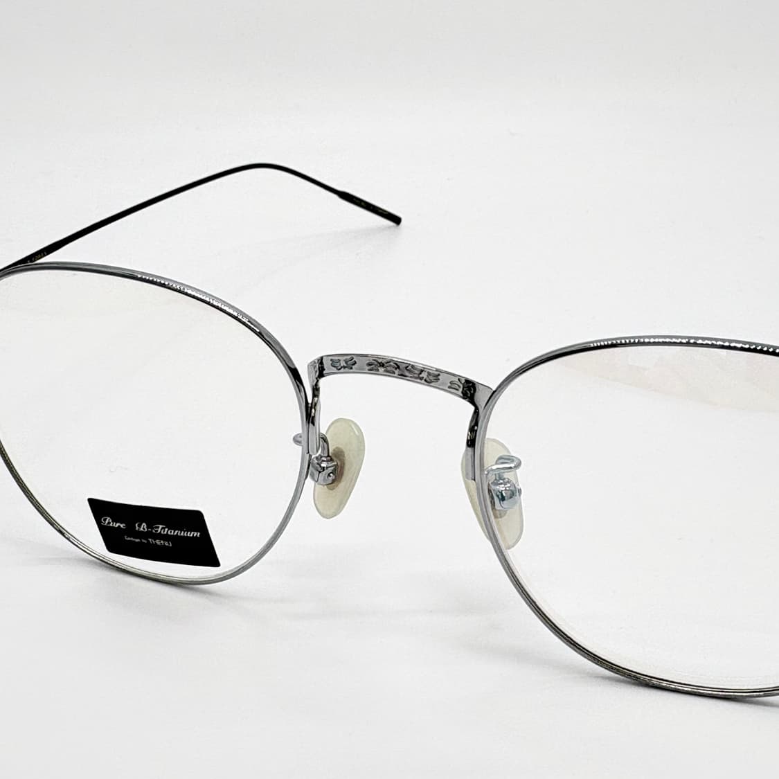 THENU 실버 티타늄 원형 메탈테 상품이미지4