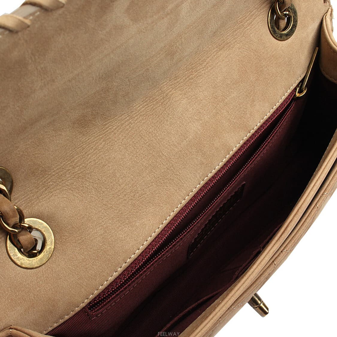 샤넬 베이지 빈티지금장 펀칭트림 크로스백 (21번대)

 상품이미지5