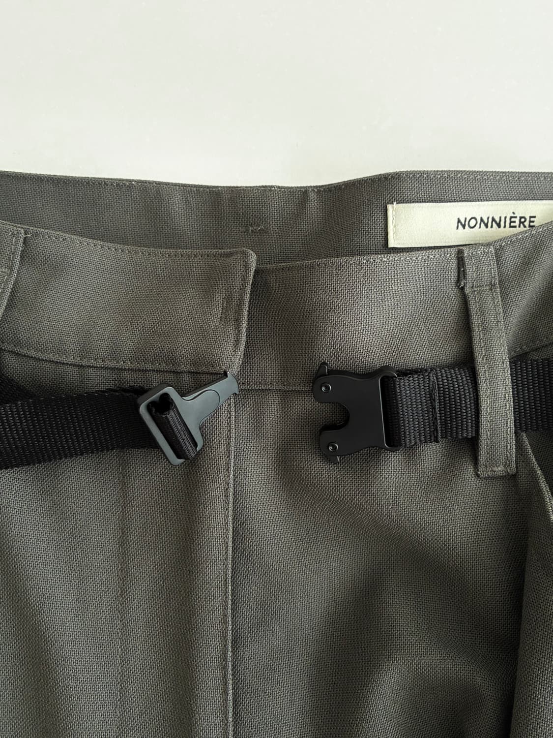 S) 새상품 노니에르 벨티드 와이드 슬랙스 카키 상품이미지6