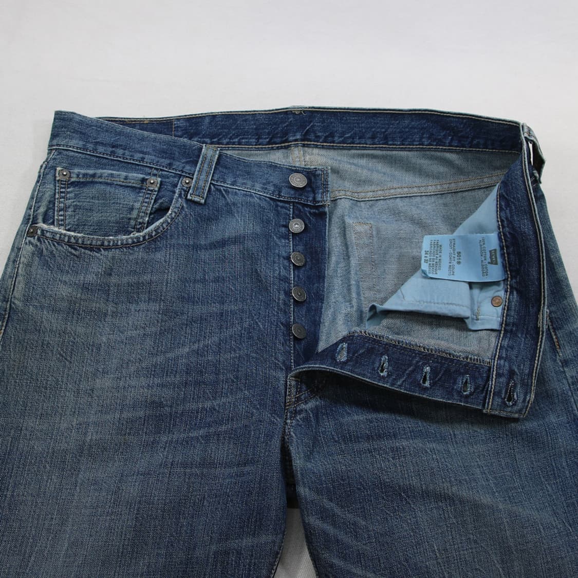 (착용컷) 리바이스 501 (남성용 34-35) 상품이미지4