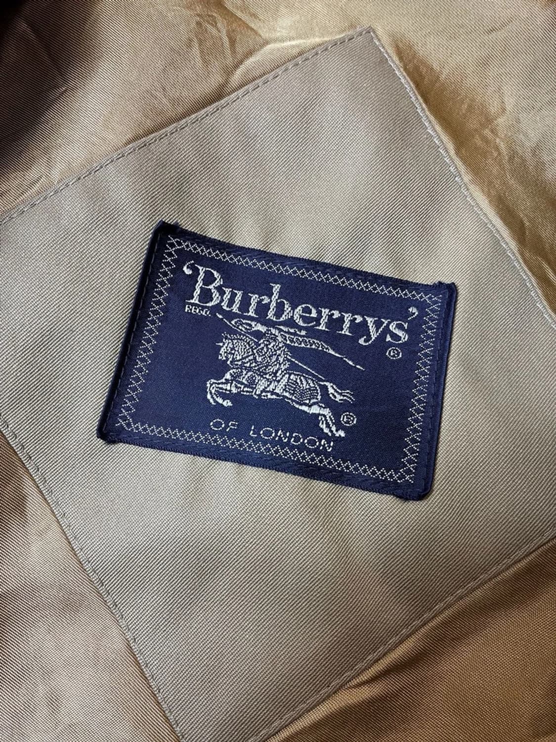 버버리 90's 벨티드 트렌치 코트 PN6654 상품이미지9